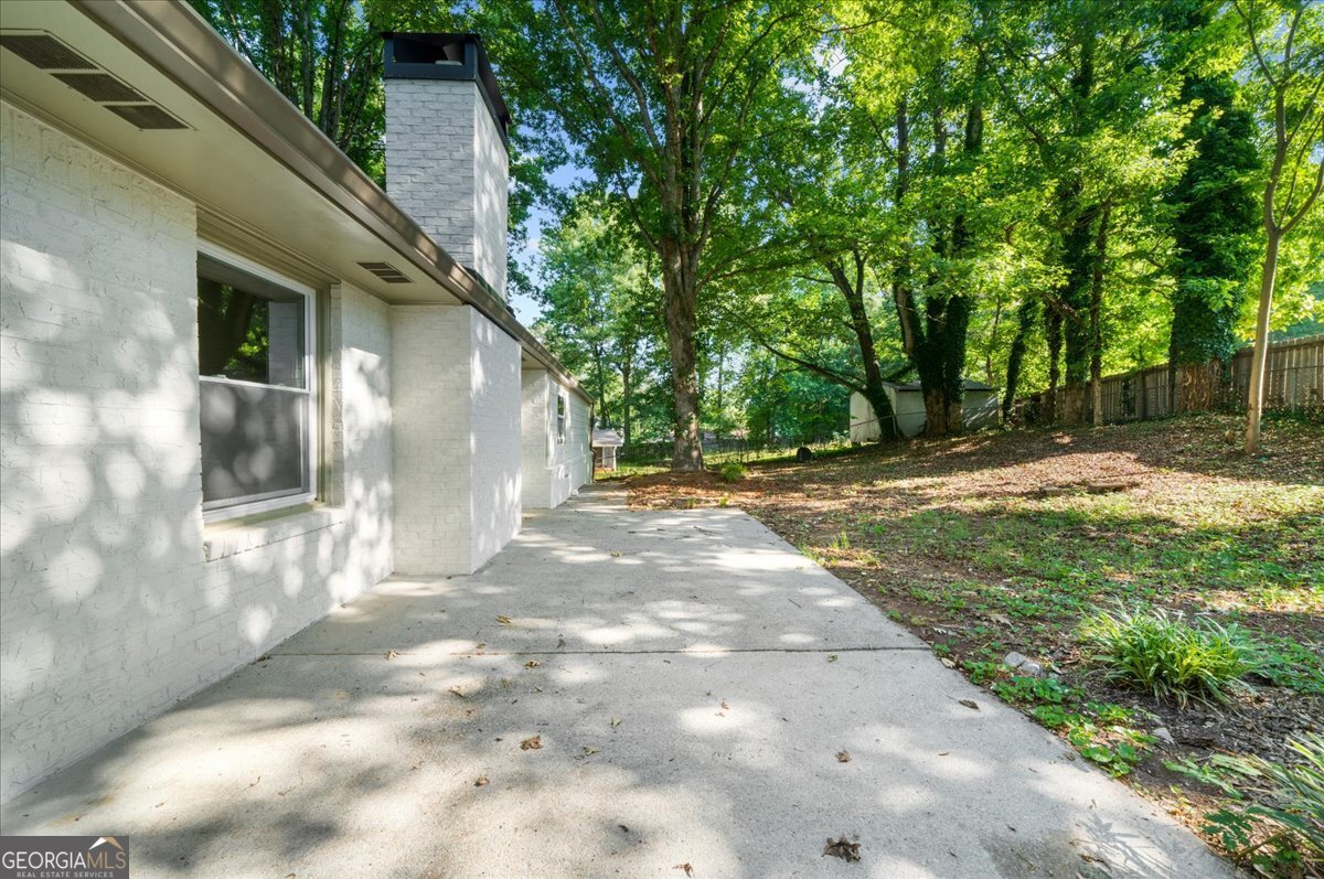 1661 Oak Ridge Circle Stone Mountain - Photo 26