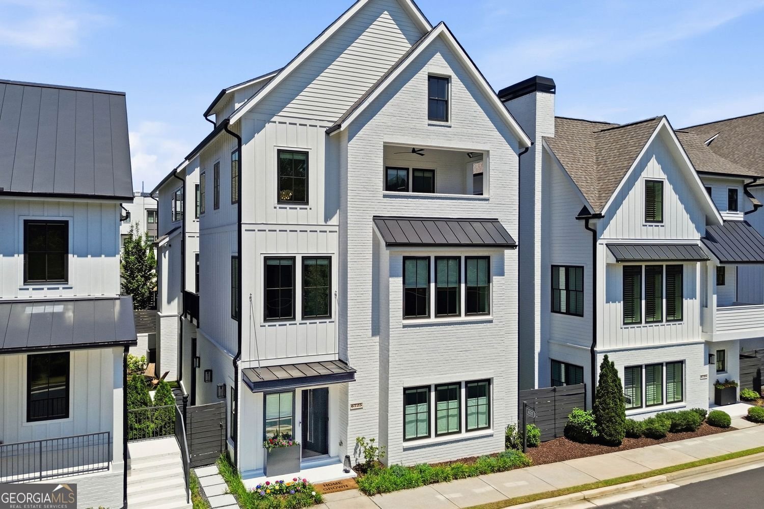 6725 Halcyon Way Alpharetta - main photo