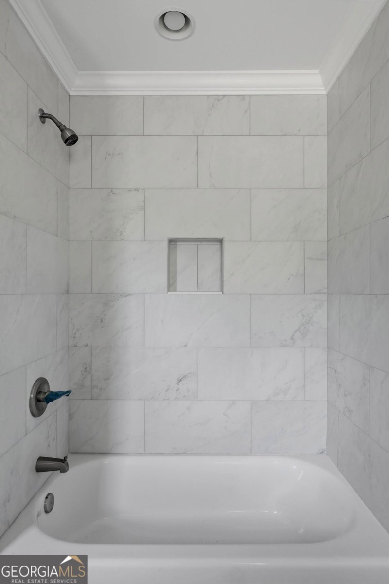 1009 Summit Drive Albany - Photo 18