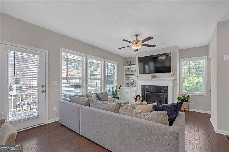 424 Montclair Court Woodstock - Photo 10