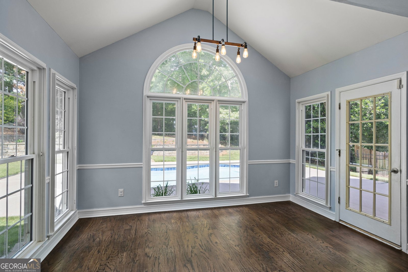 2687 Catawba Drive Kennesaw - Photo 13