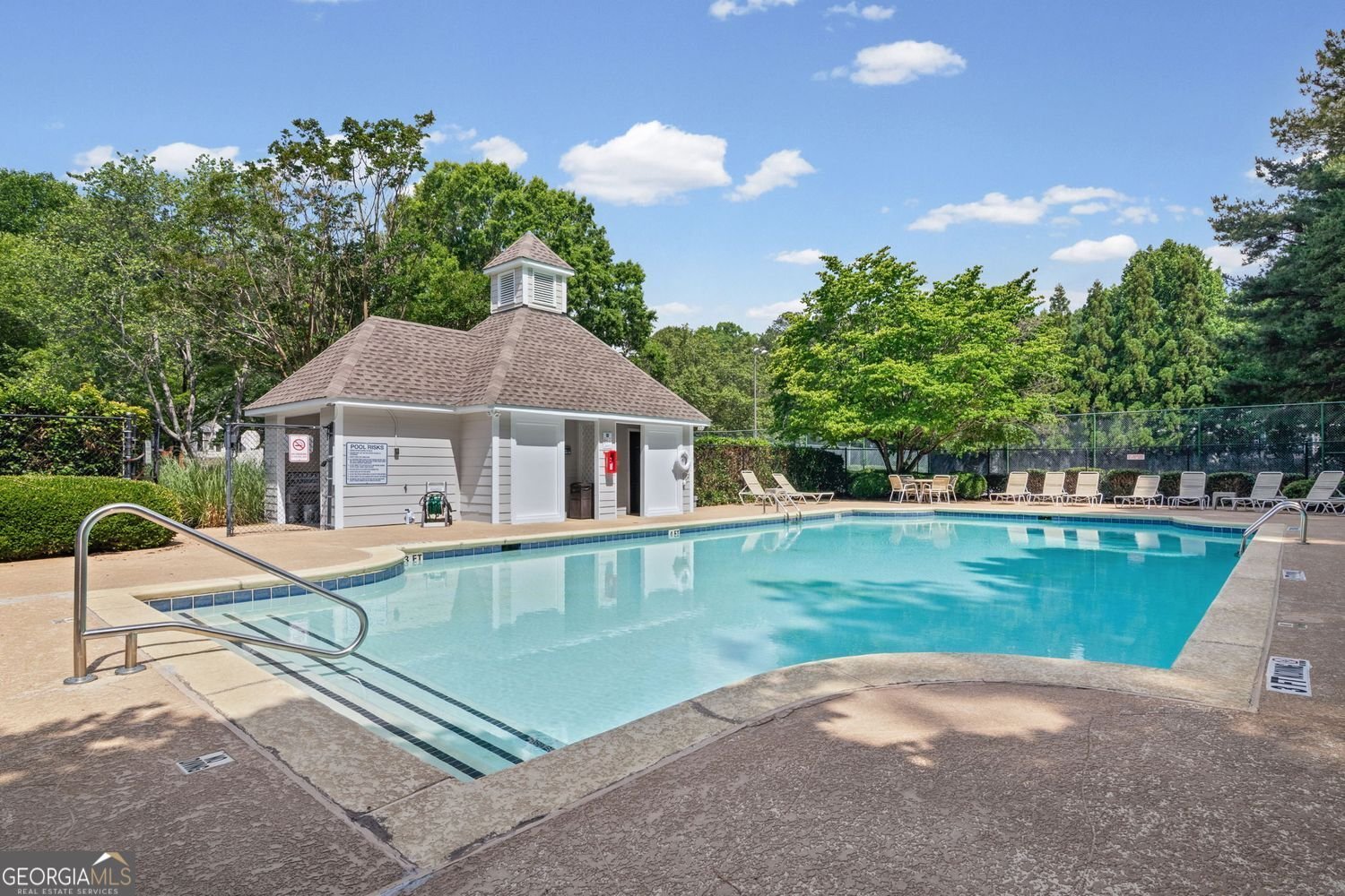 5051 Avalon Drive Alpharetta - Photo 6