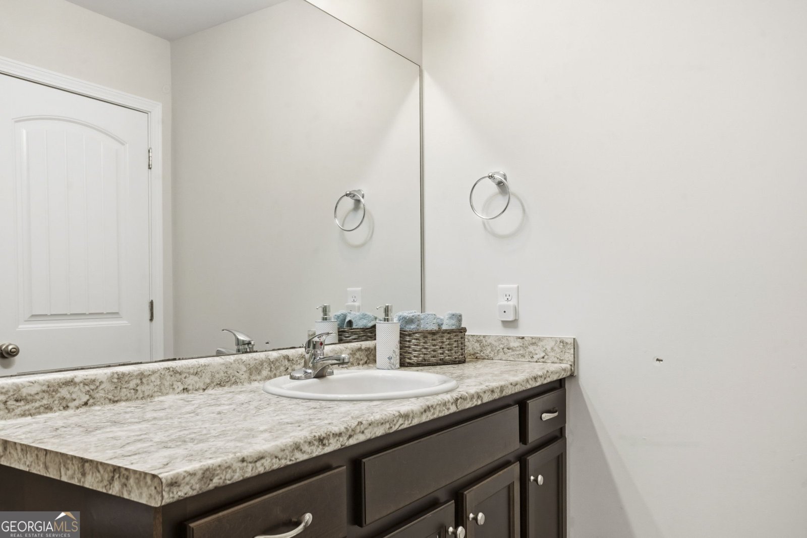 437 Governor Treutlen Circle Pooler - Photo 8