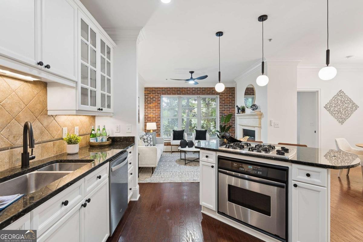 825 Highland Lane Atlanta - Photo 11