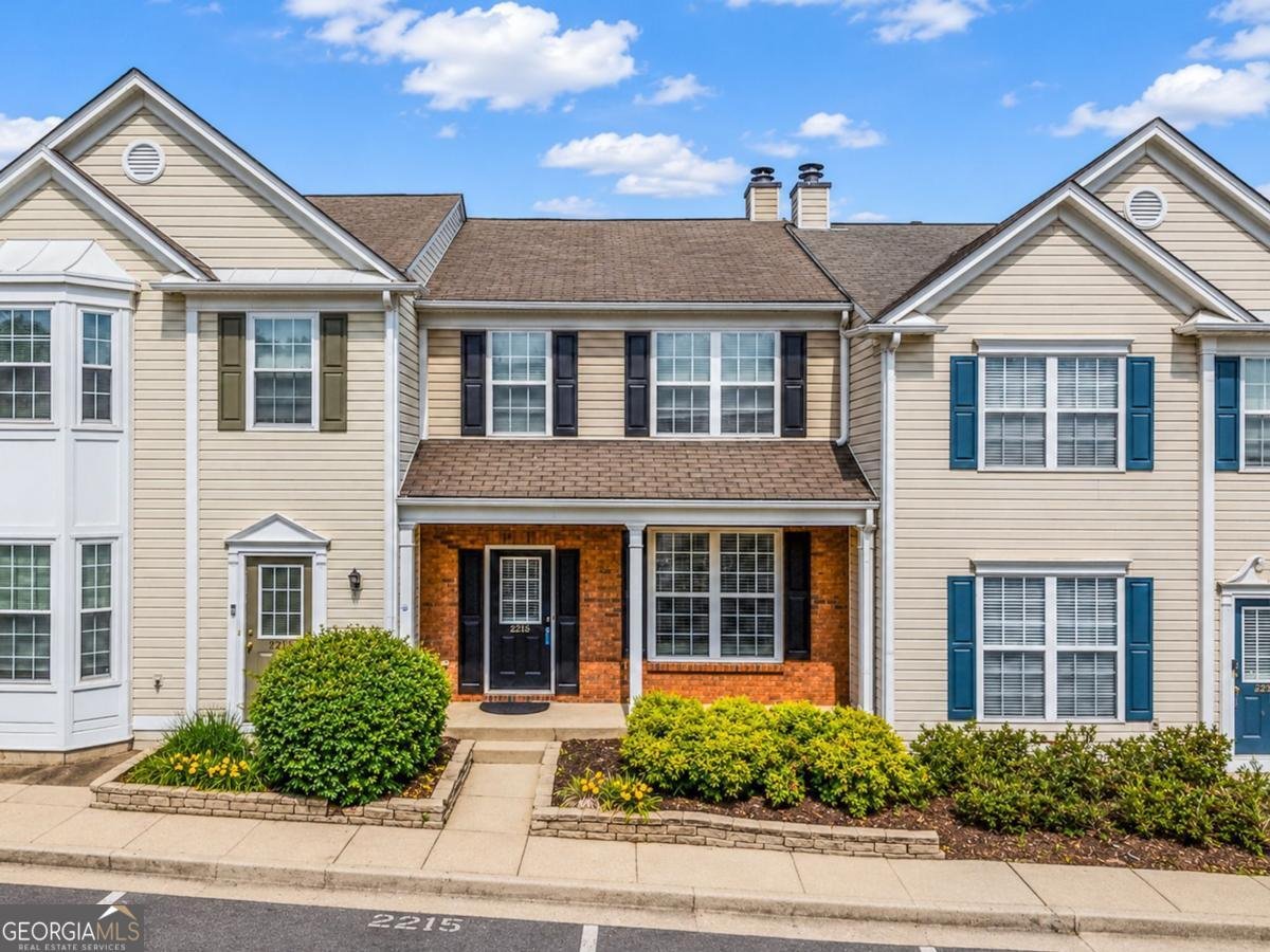 2215 Kilmington Square Alpharetta - main photo