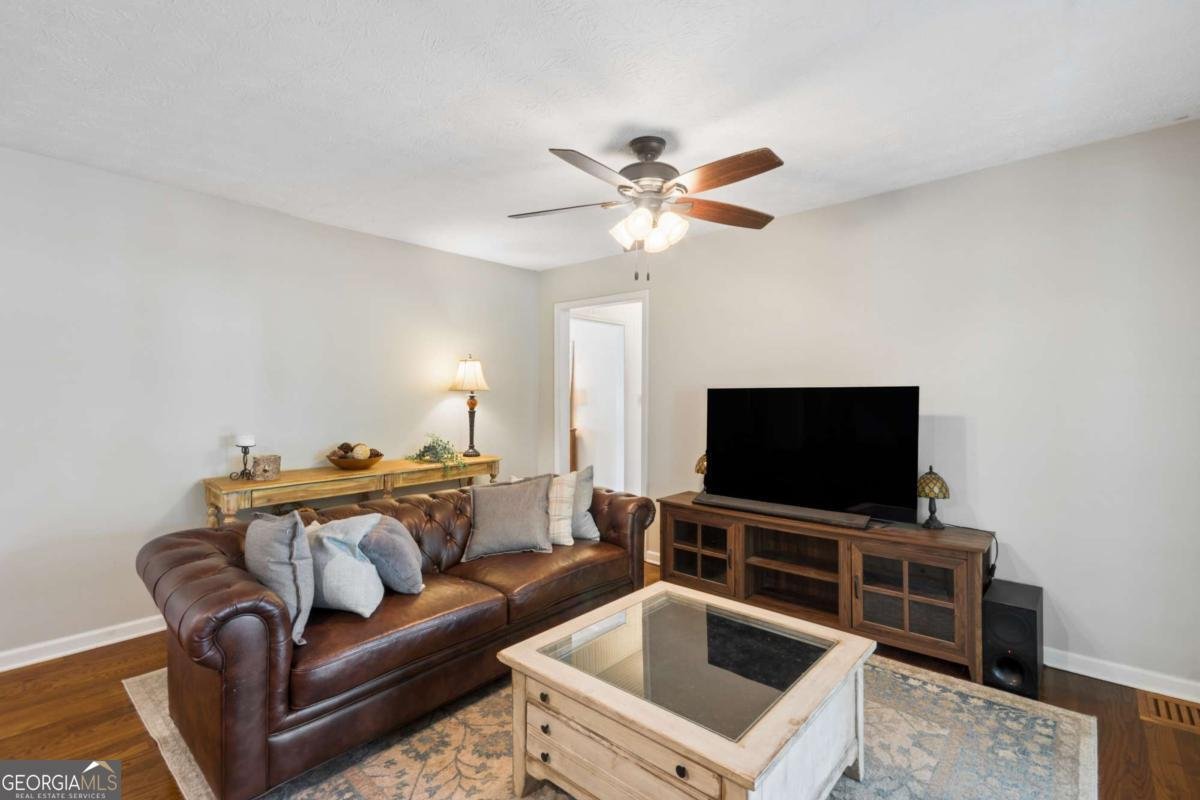 240 Gilbert Road Fayetteville - Photo 10
