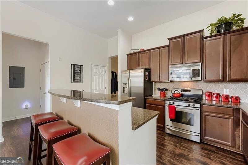 4805 Village Way Smyrna - Photo 6