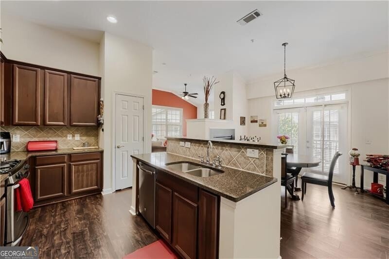4805 Village Way Smyrna - Photo 7