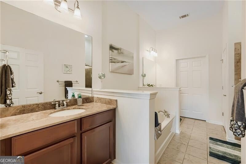 4805 Village Way Smyrna - Photo 9