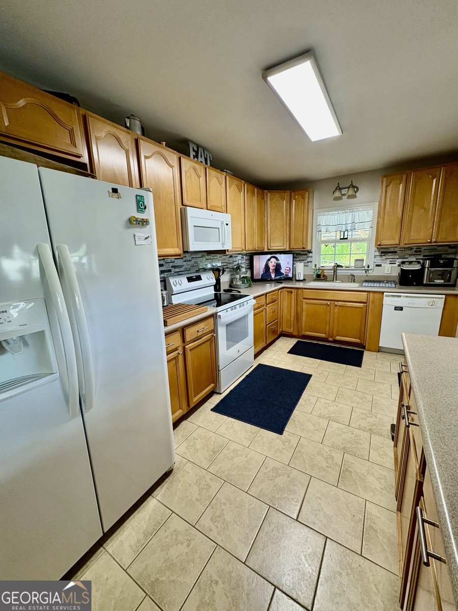 348 S. Victory Dr. Lyons - Photo 19