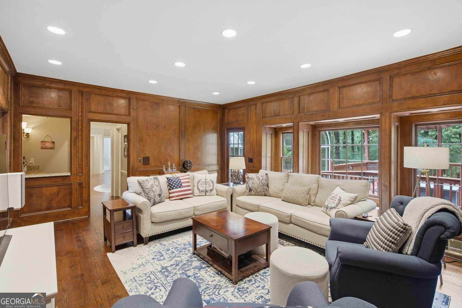 10025 Farmbrook Lane Johns Creek - Photo 12