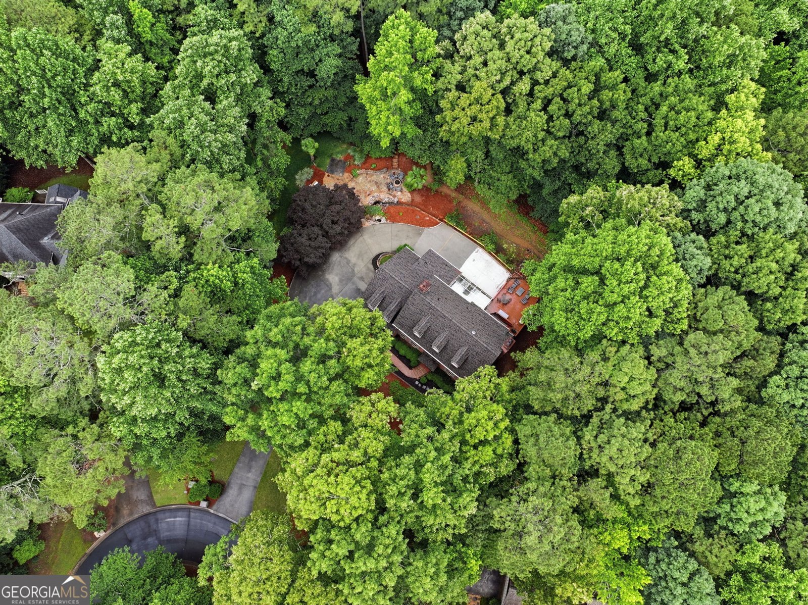 10025 Farmbrook Lane Johns Creek - Photo 6