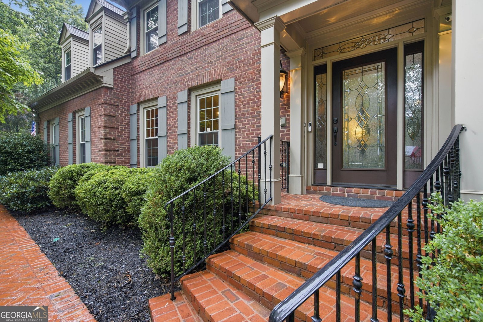 10025 Farmbrook Lane Johns Creek - Photo 7