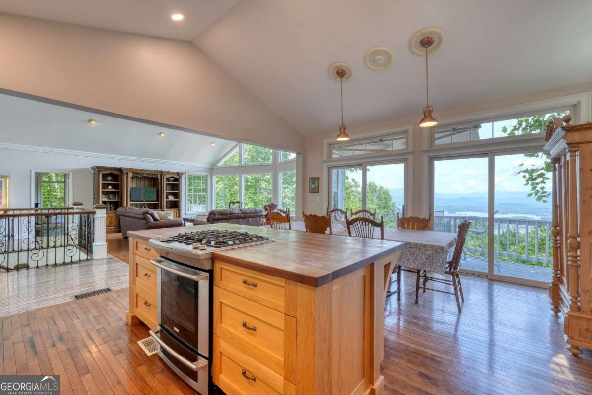 860 Ramey Mountain Road Hiawassee - Photo 18