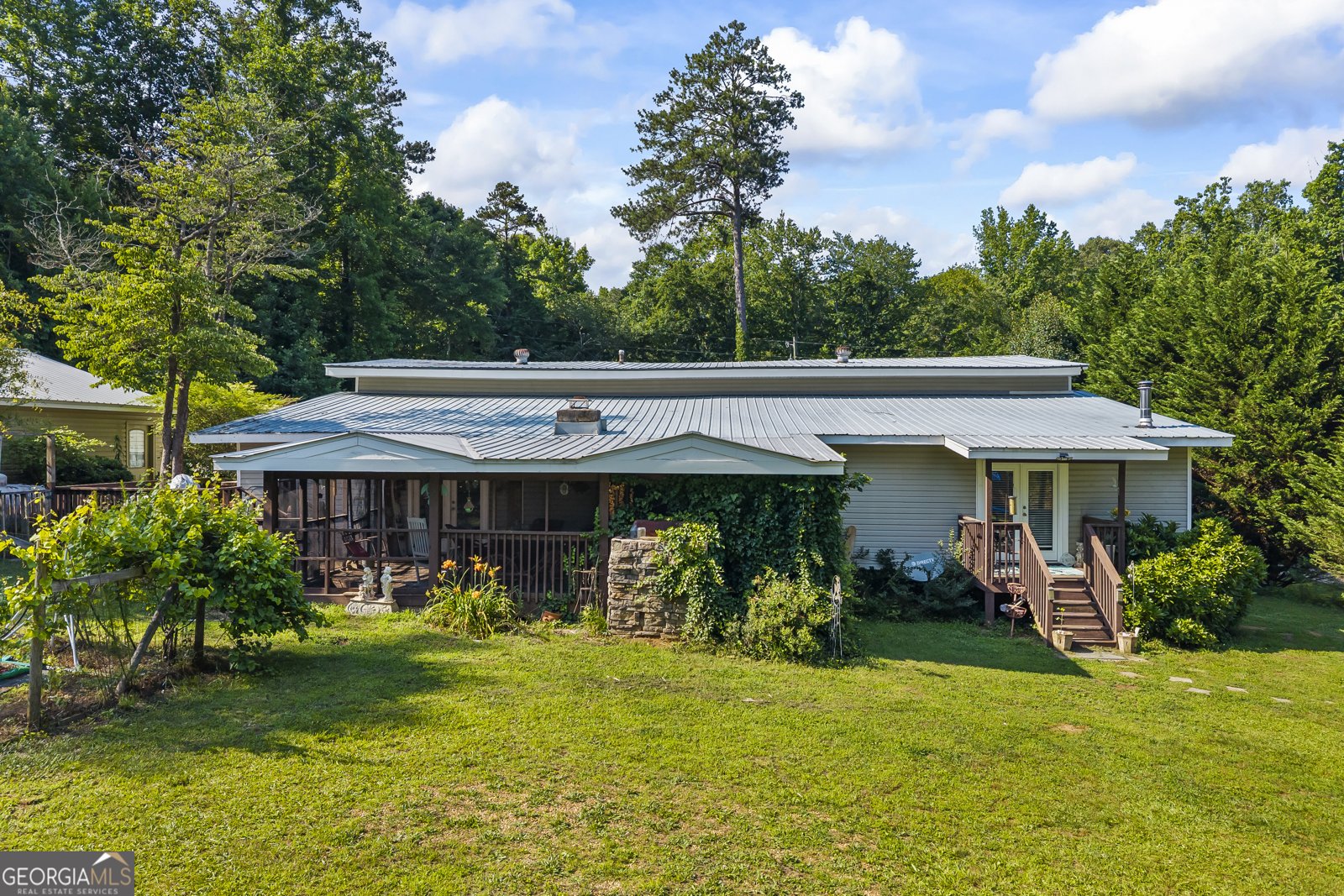 9325 Meadowbrook Drive Gainesville - Photo 7