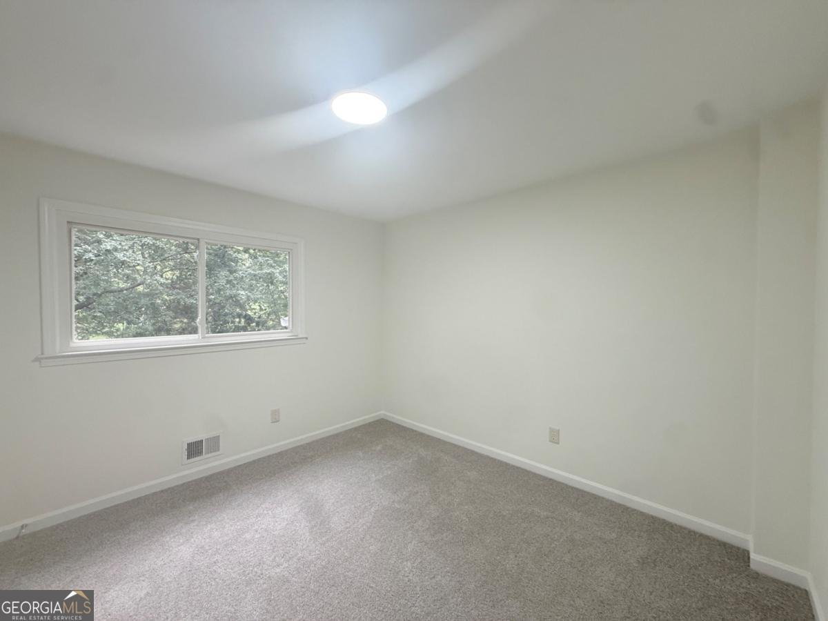 5641 Stone Court Stone Mountain - Photo 19