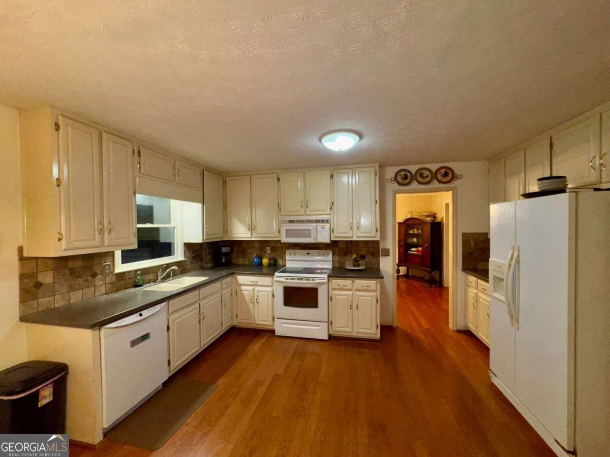 3565 Canon Creek Drive Cumming - Photo 23