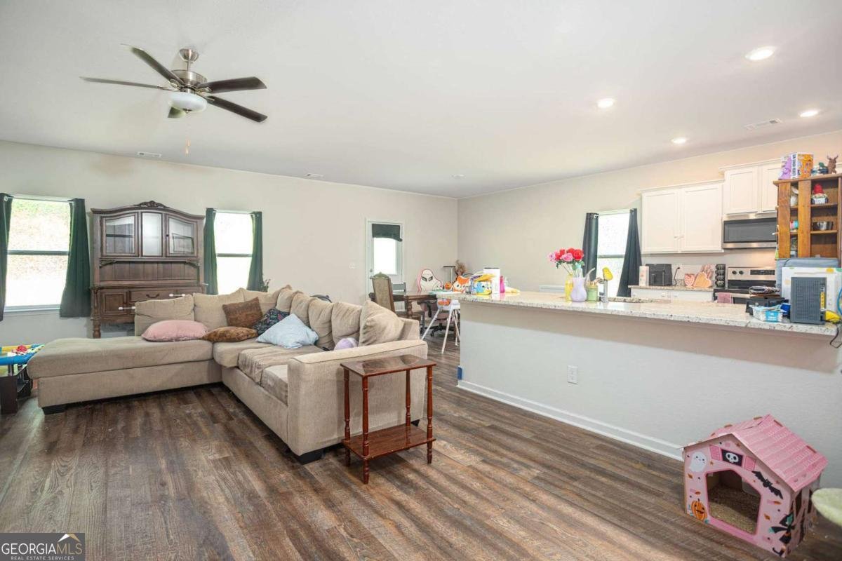 653 Meadows Farm Way Monroe - Photo 6