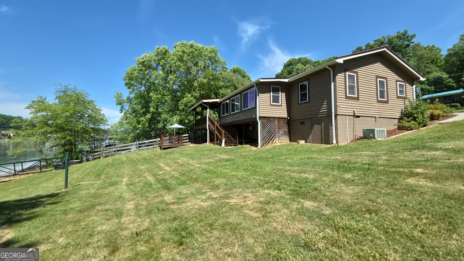 1693 Chatuge Shores Road Hiawassee - Photo 6