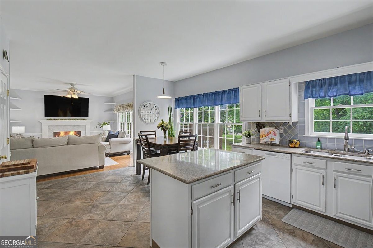 609 Adam Circle Woodstock - Photo 10