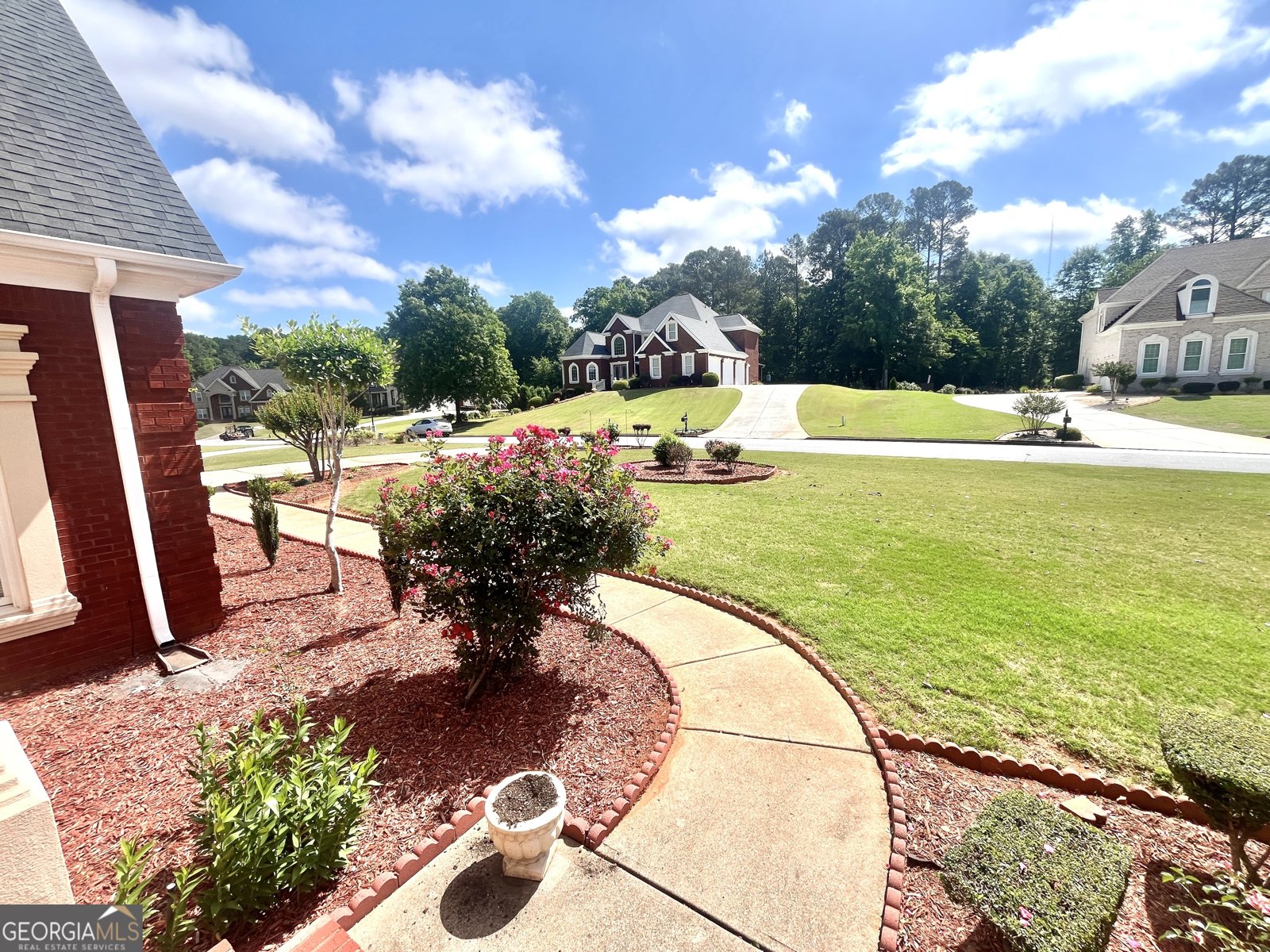 215 Fox Glove Drive Covington - Photo 12