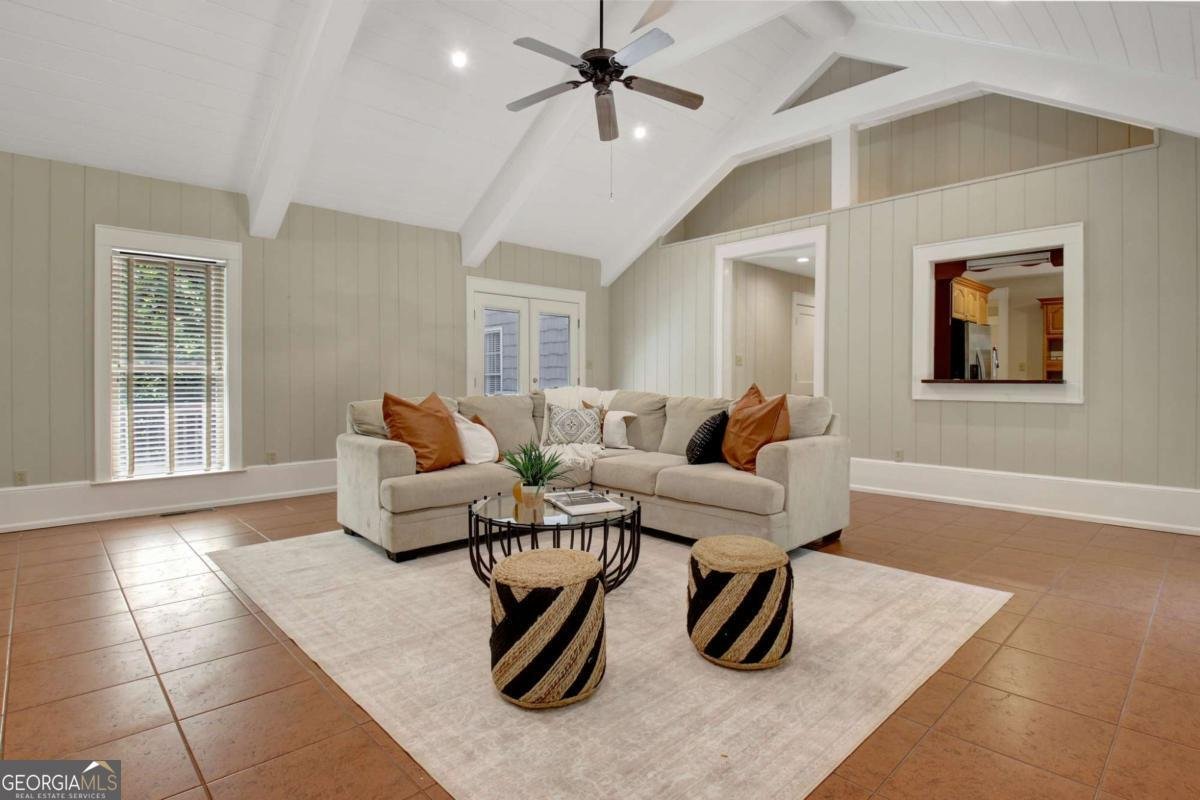 570 Crescent Road Griffin - Photo 18