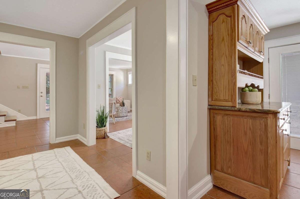 570 Crescent Road Griffin - Photo 29