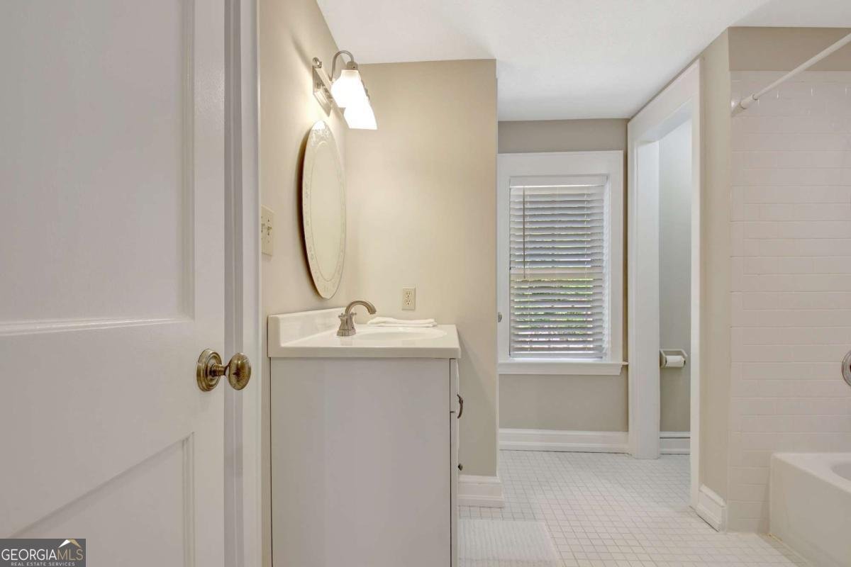 570 Crescent Road Griffin - Photo 65