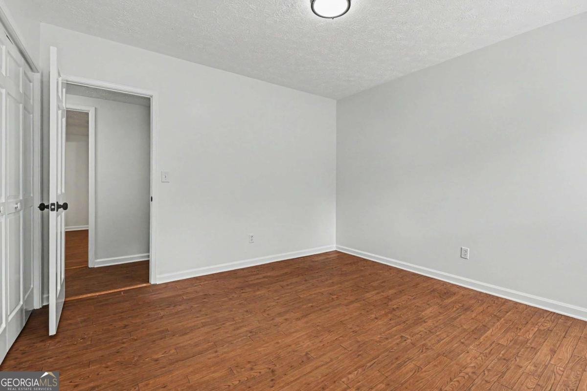 9011 Par Drive Douglasville - Photo 10