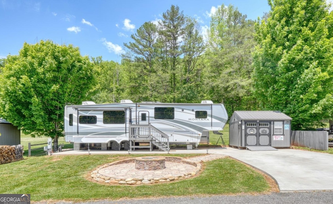132 Heavenly Drive Blairsville - main photo