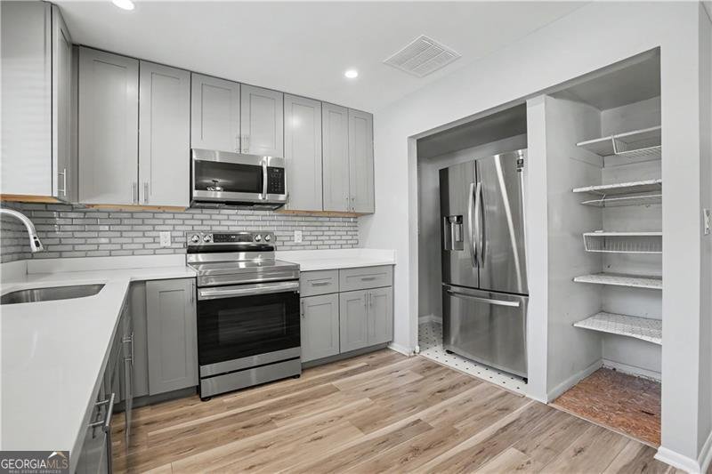 7307 Cardigan Circle Atlanta - Photo 12