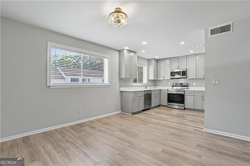 7307 Cardigan Circle Atlanta - Photo 8