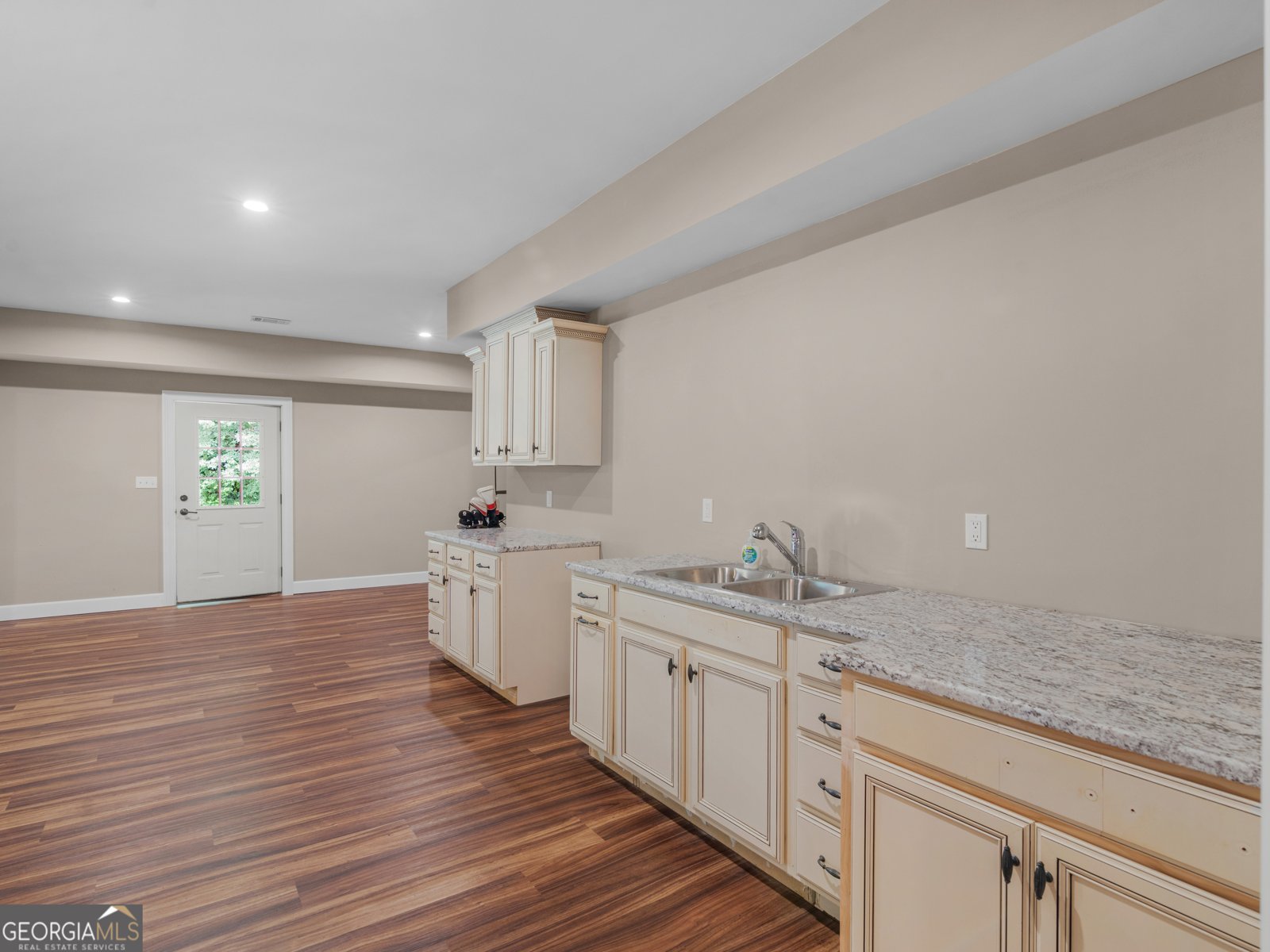 221 Hummingbird Court Hampton - Photo 52