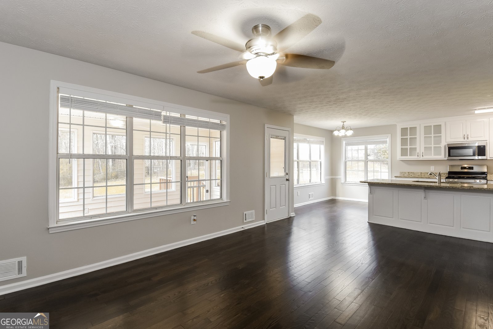 390 Westchester Way Canton - Photo 6