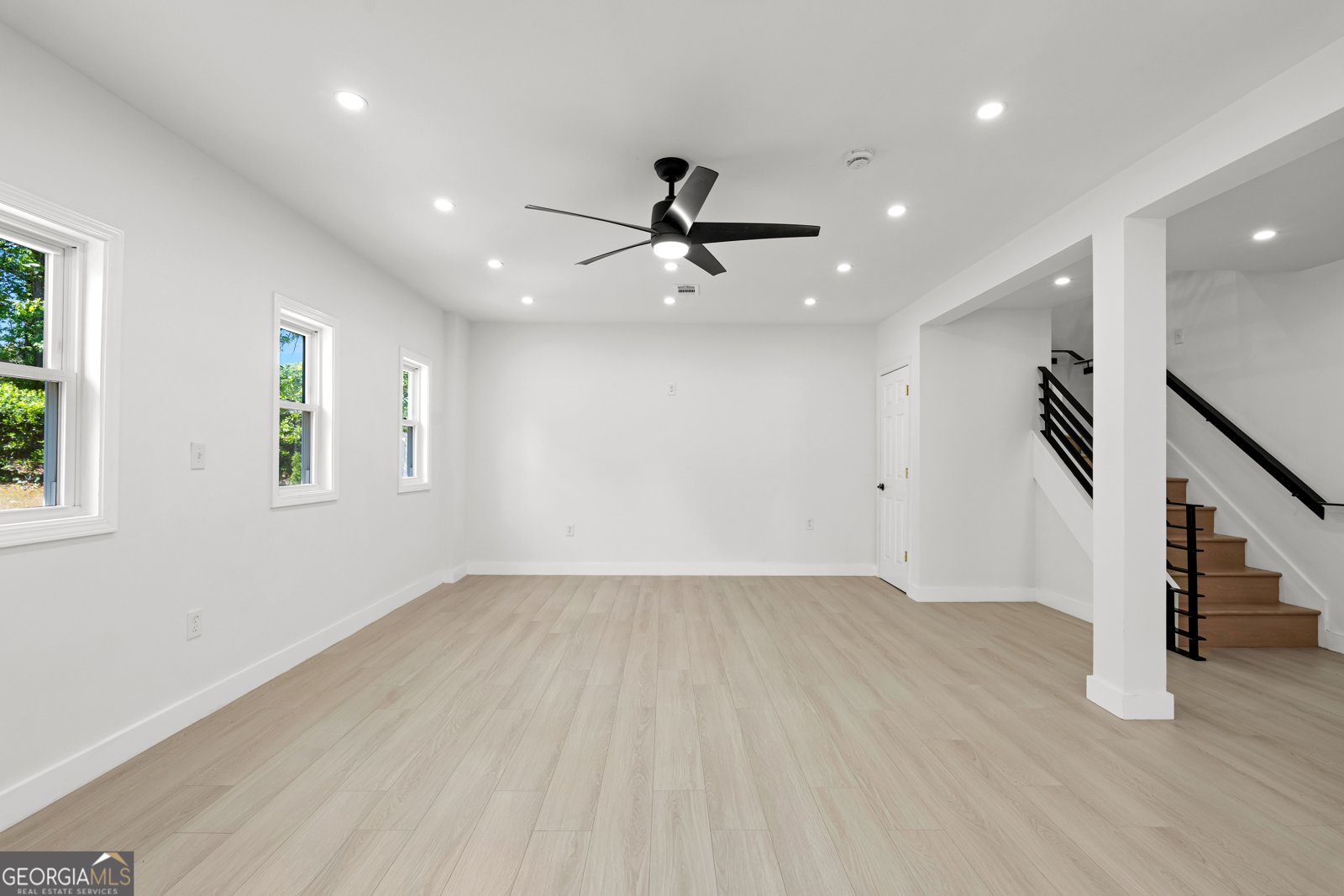 317 Lucan Way Riverdale - Photo 19