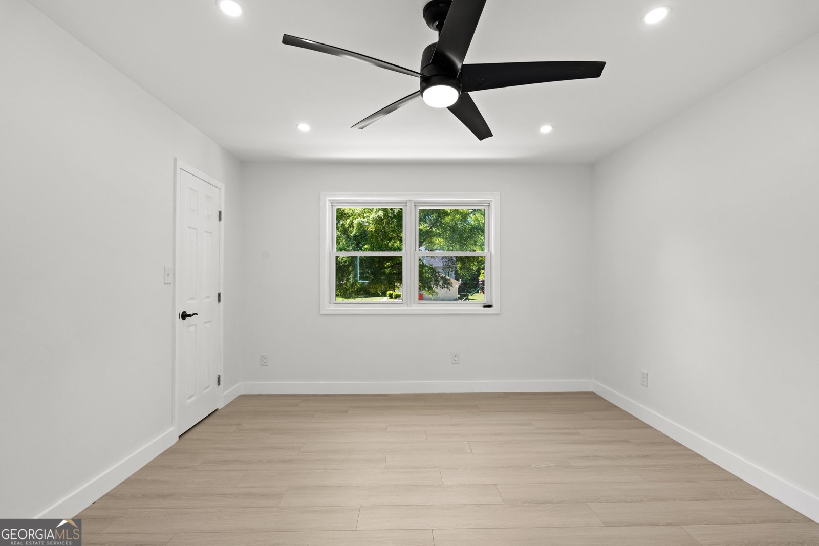 317 Lucan Way Riverdale - Photo 33