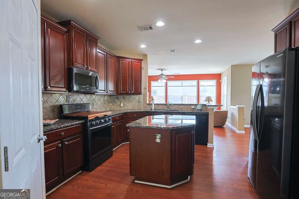 300 Hampton Place Canton - Photo 12