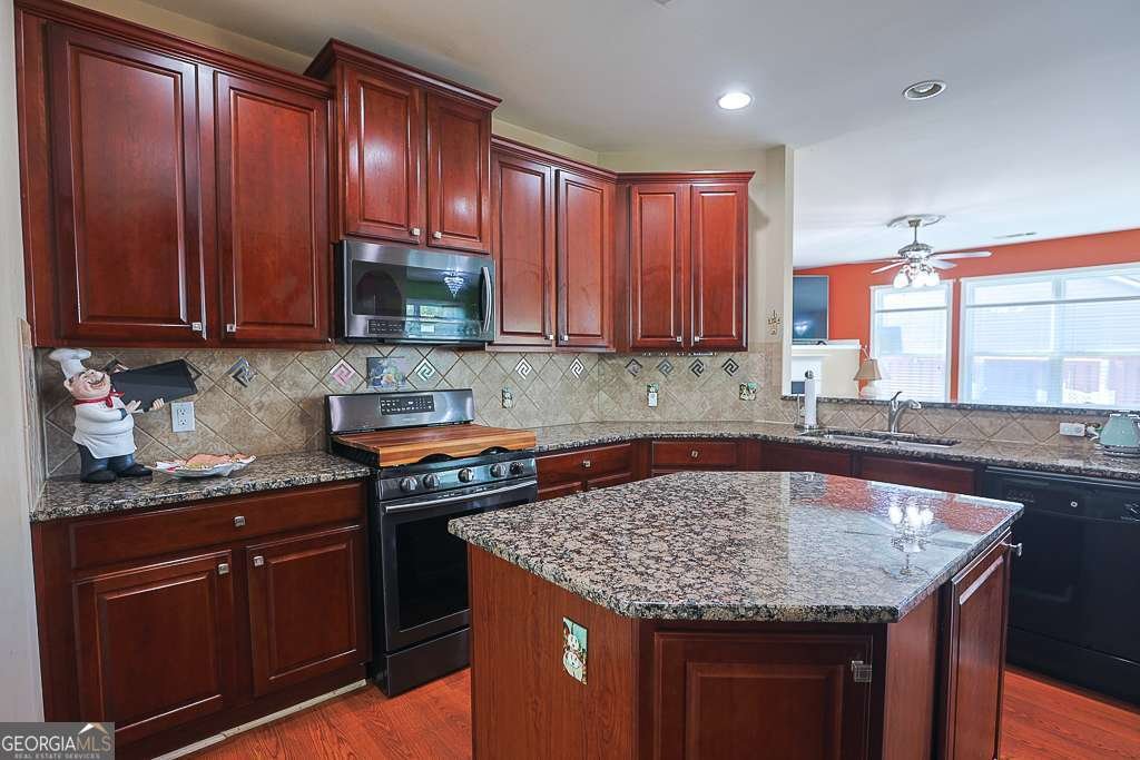 300 Hampton Place Canton - Photo 16