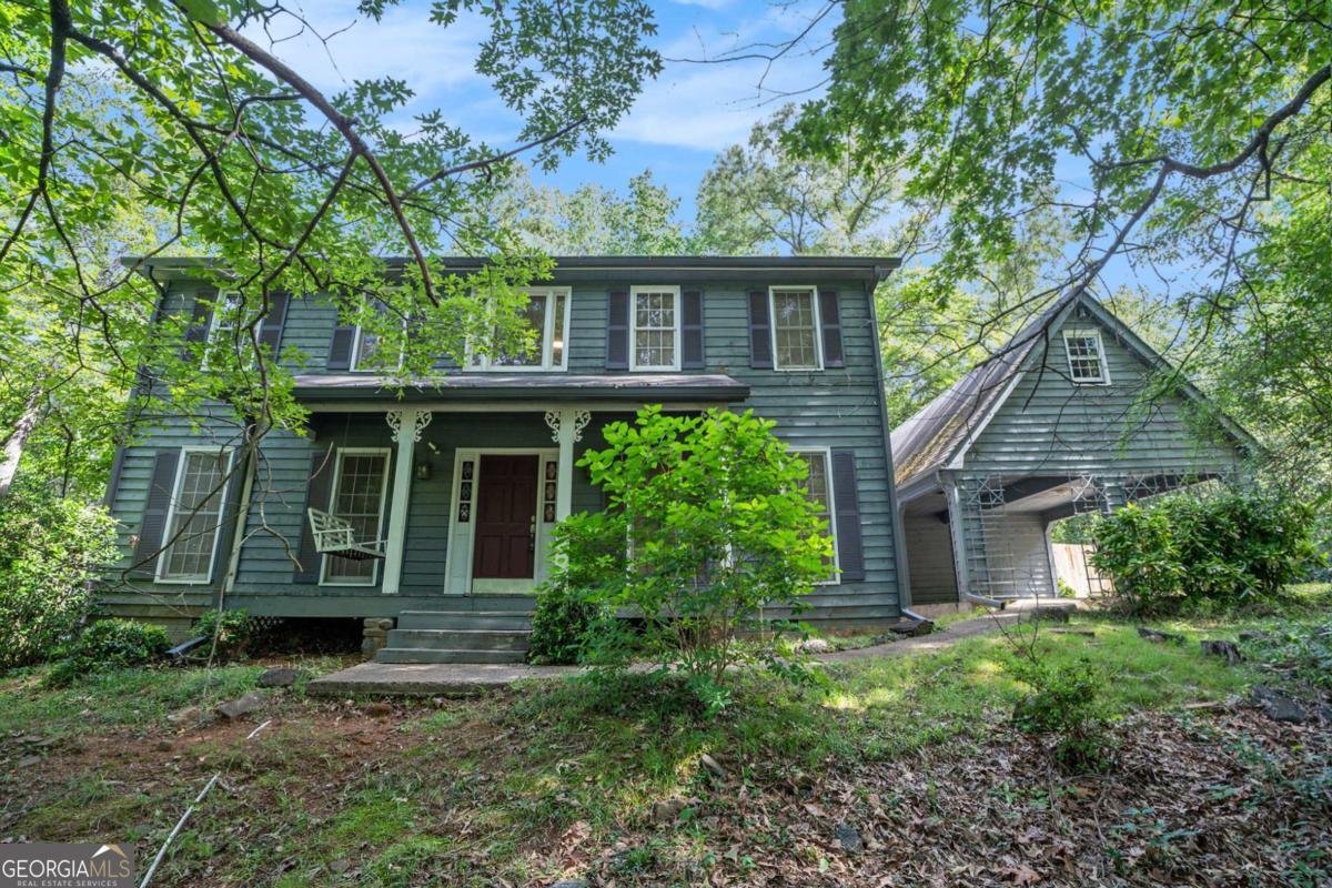 1580 Oak Creek Drive Marietta - main photo