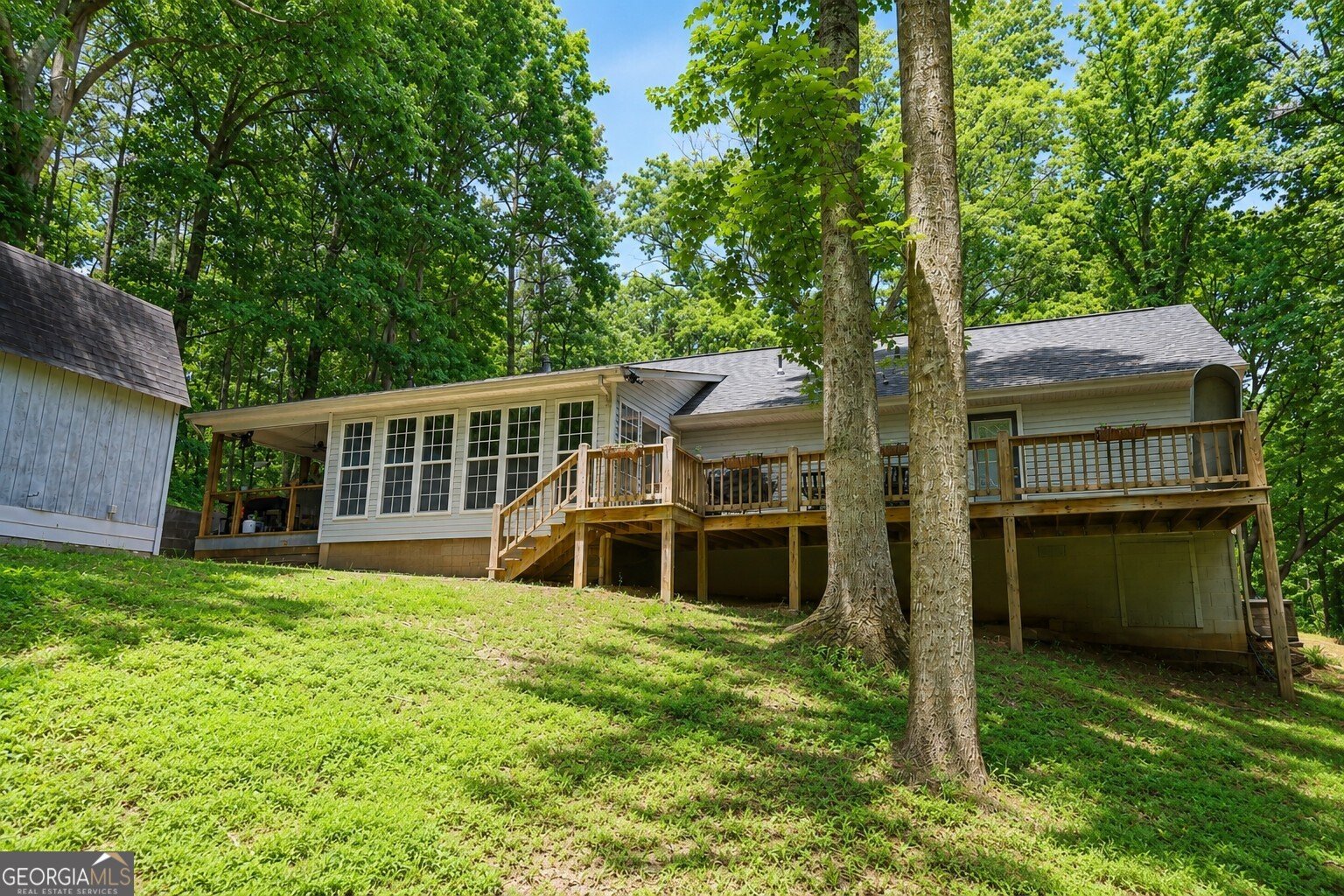 2033 Carson Segars Road Maysville - Photo 32
