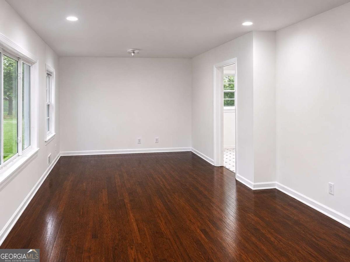 1189 Rock Cut Road Forest Park - Photo 11