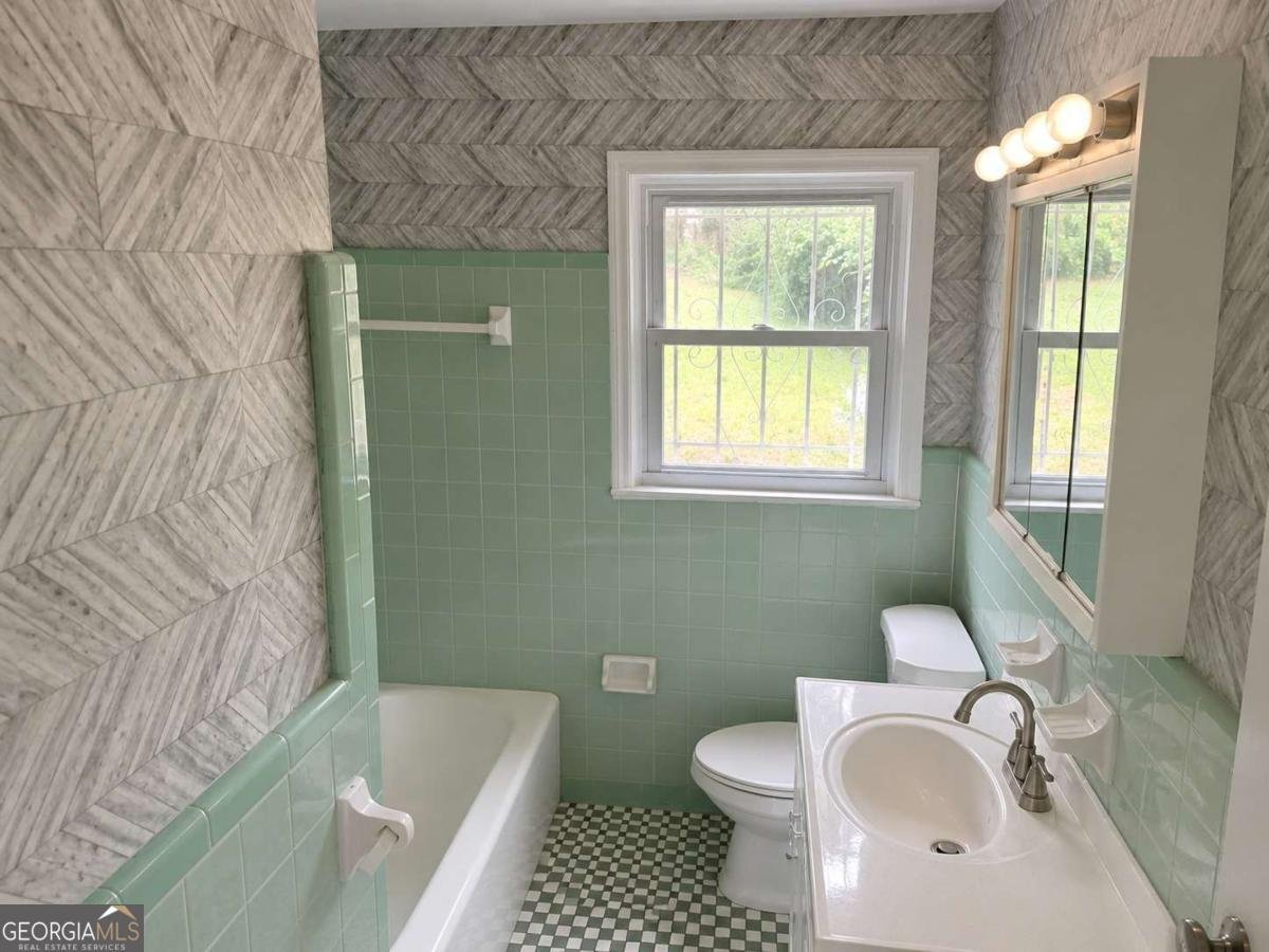 1189 Rock Cut Road Forest Park - Photo 18
