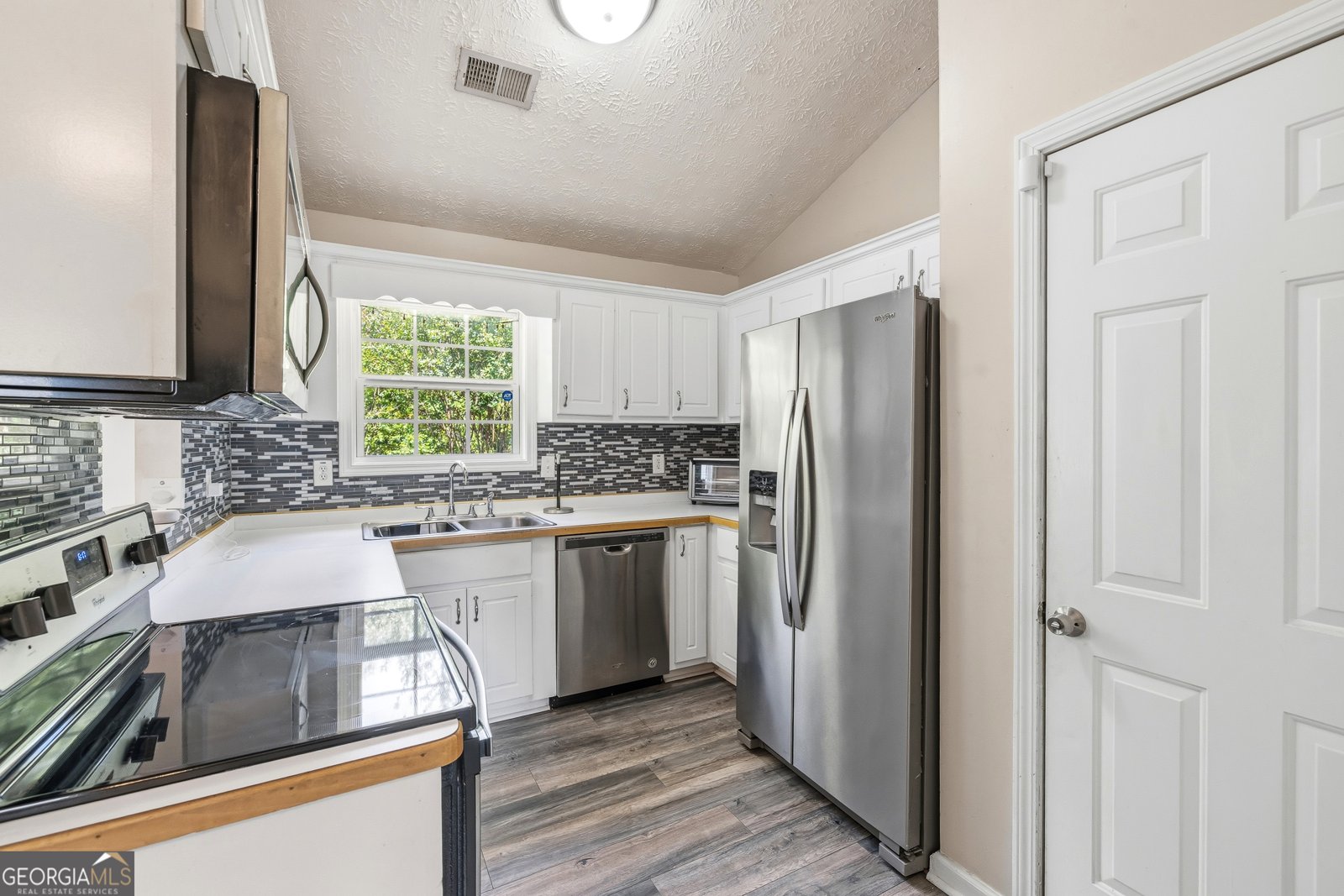 145 Arthurs Lane Covington - Photo 9