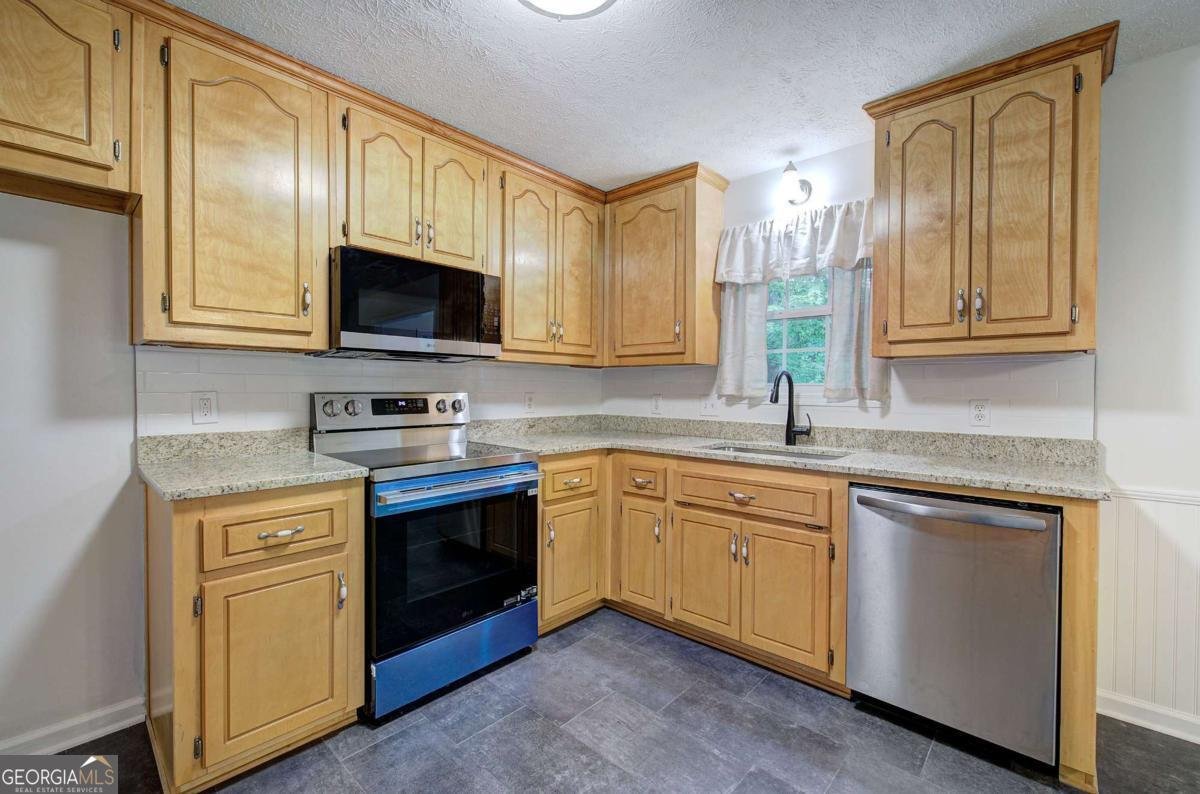 302 Crystal Creek Drive Jasper - Photo 10
