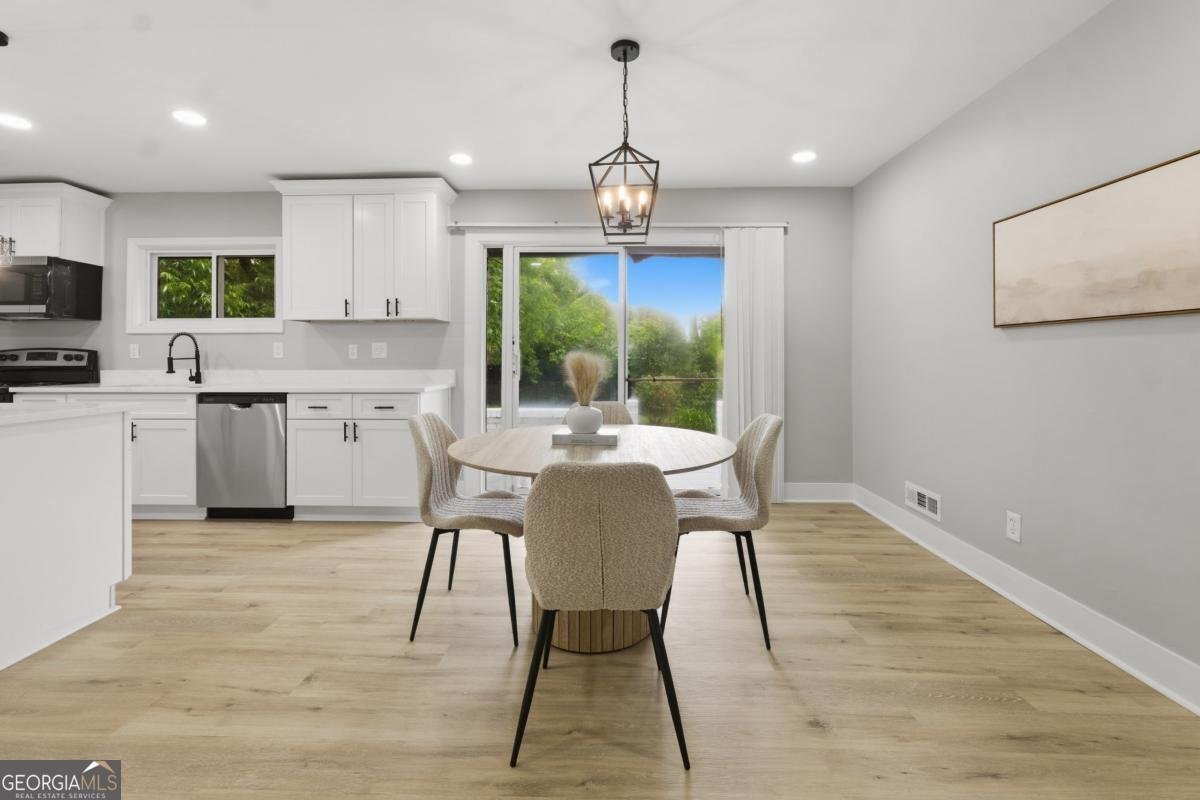 3377 Wickham Drive Decatur - Photo 8