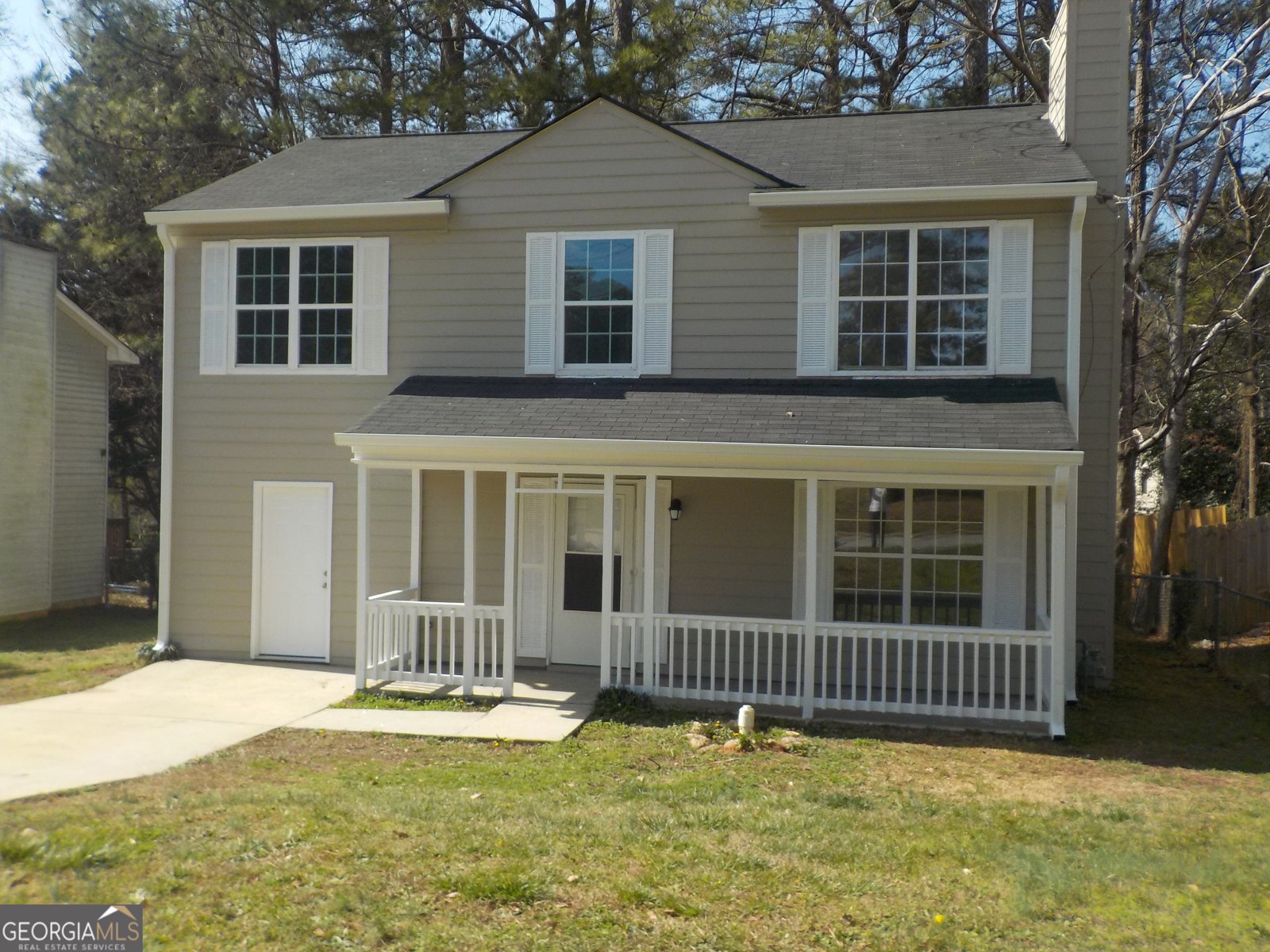 2169 Victoria Place Lithonia - main photo