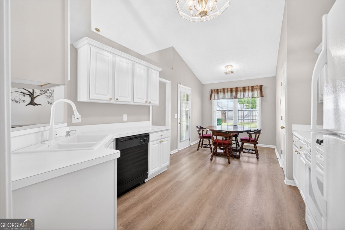 715 Chatham Park Drive Lawrenceville - Photo 10