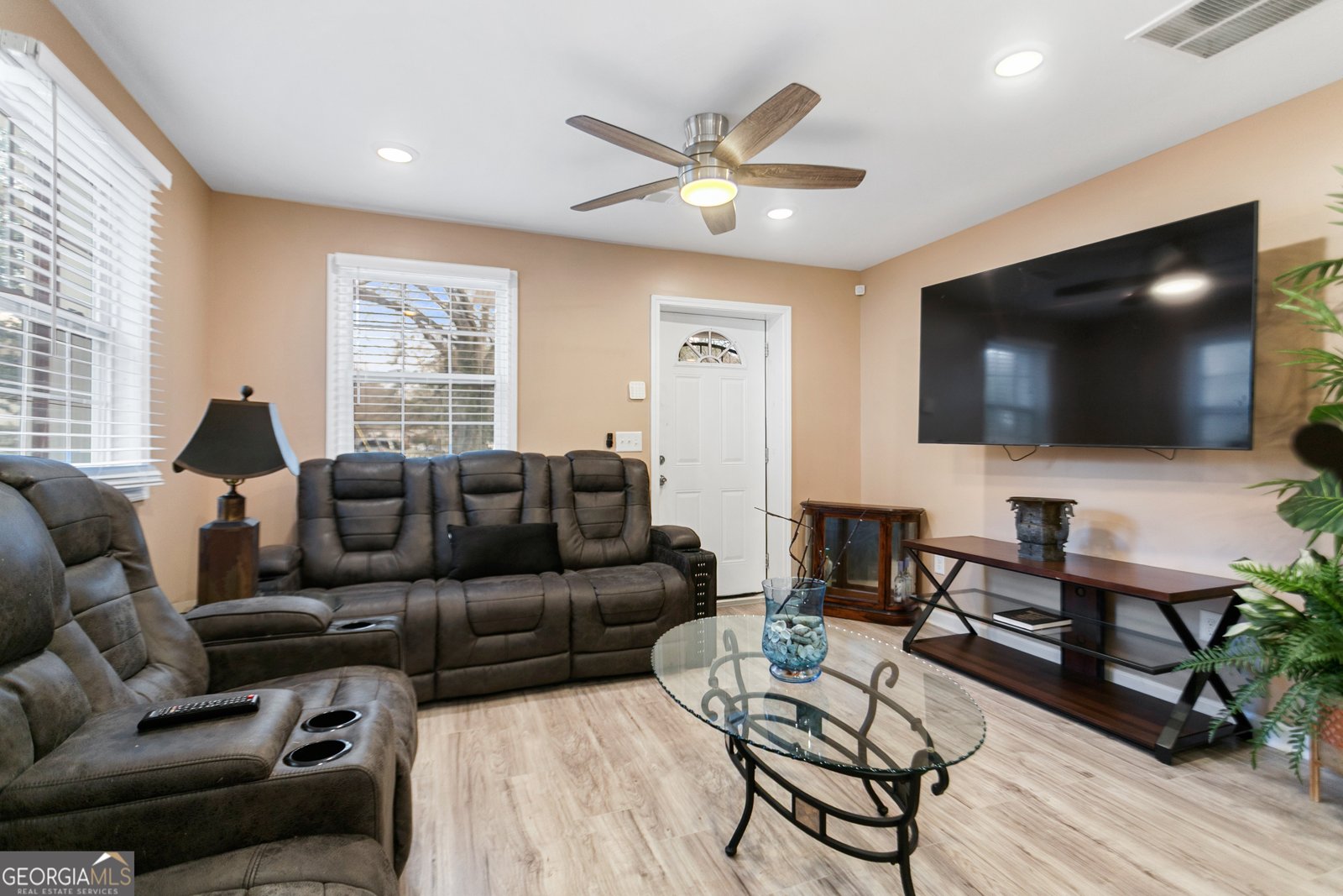 142 Hutton Place Atlanta - main photo