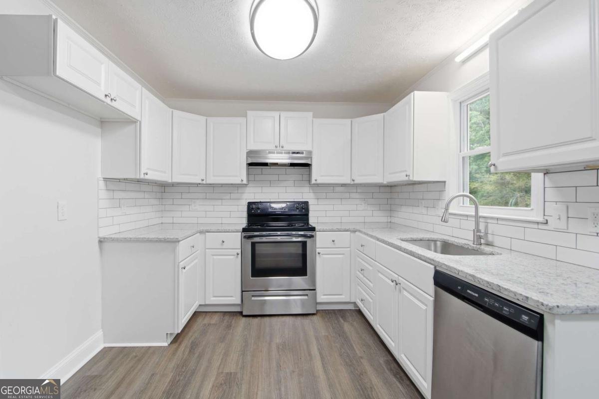 6867 LAURELWOOD Drive Douglasville - Photo 12