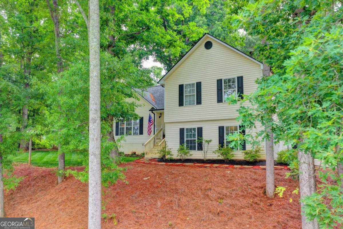 95 Gwinnett Street Buford - main photo